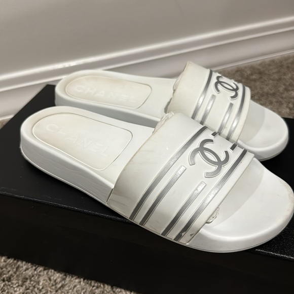 White/Grey Chanel Slides EU 38 / US 7.5 - Picture 5 of 6